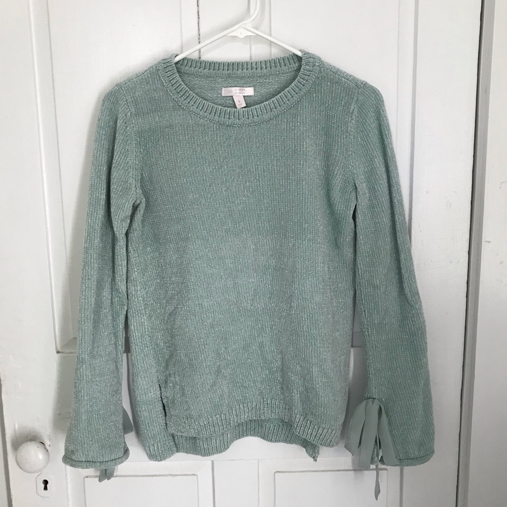 Lauren Conrad Sweater